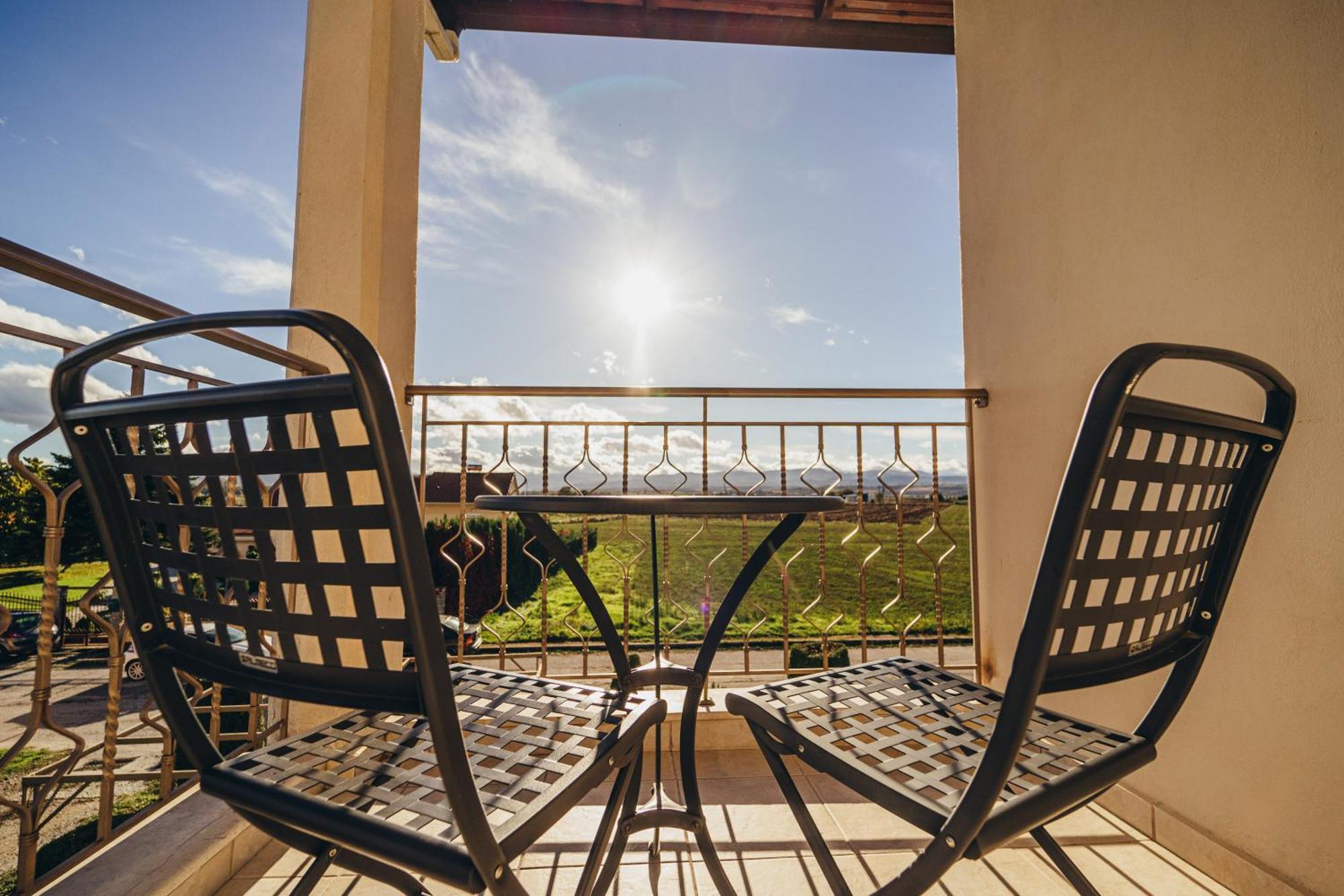 To Spiti Tis Sofias Hotel Костур Екстериор снимка