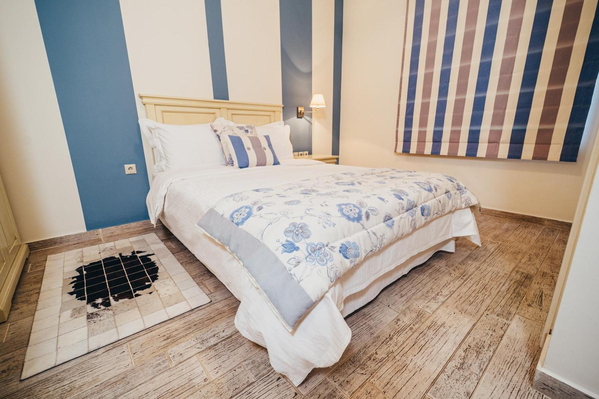 To Spiti Tis Sofias Hotel Костур Екстериор снимка